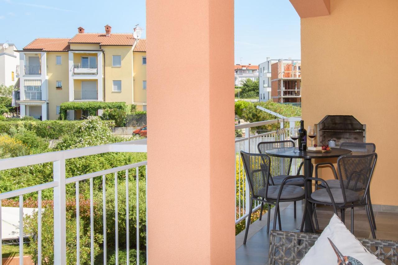 Aurea Novigrad Lägenhet Novigrad Istria Exteriör bild